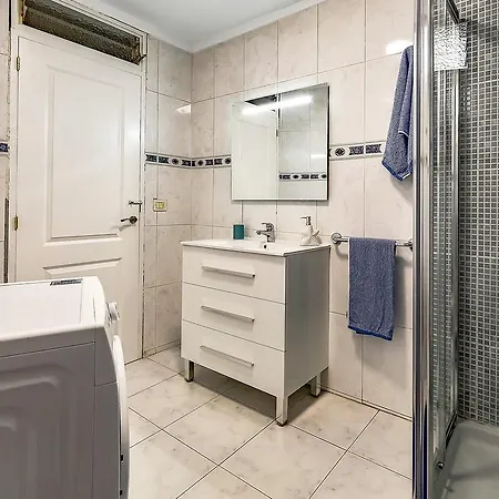 Los Cristianos 2 Bedrooms * 洛斯克里斯蒂亚诺斯